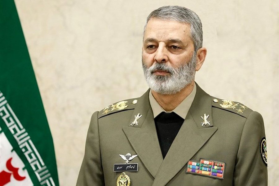 اللواء السيّد عبد الرّحيم موسوي رئيسًا لهيئة الأركان العامّة للقوّات المسلّحة.