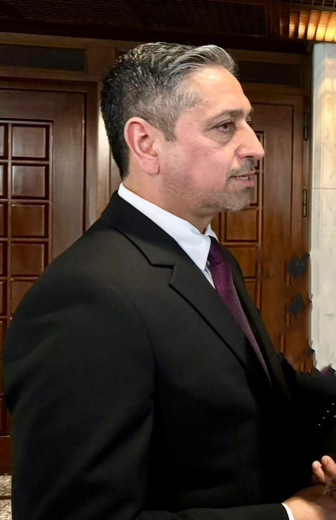 مدير عام دائرة الاستثمارات في البنك محمد يونس