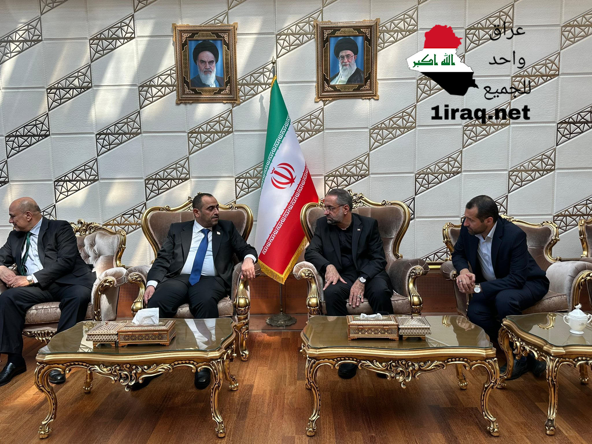 وصل وزير الكهرباء زياد علي فاضل إلى العاصمة الايرانية طهران